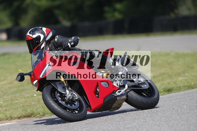 /Archiv-2025/26 11.06.2025 Peter Studer have fun ADR/Gruppe blau/unklar